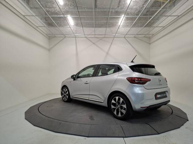 Renault Clio image 9