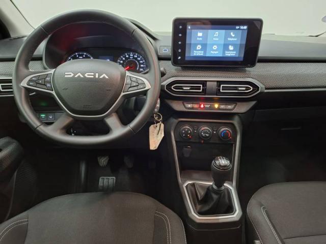 Dacia Sandero image 1