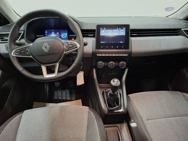 Renault Clio image 9