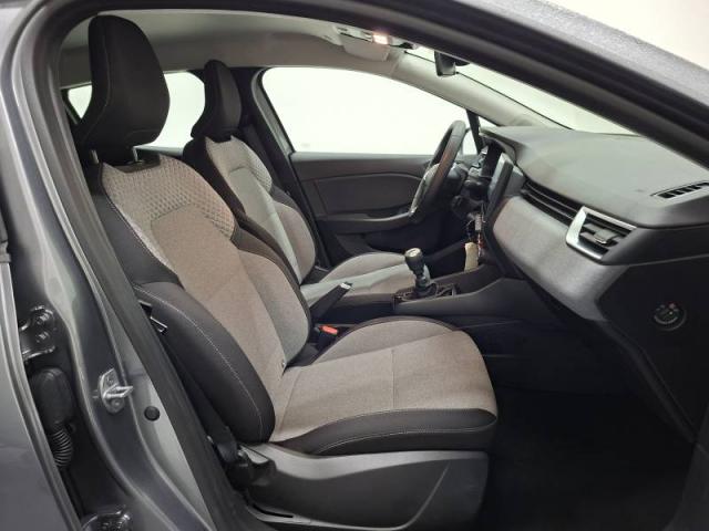 Renault Clio image 1