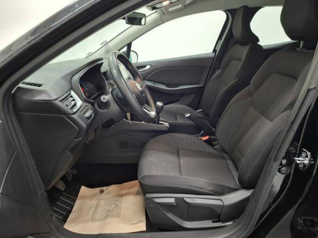 Renault Clio image 8