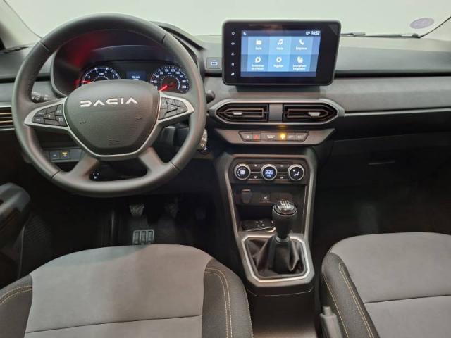 Dacia Sandero image 8