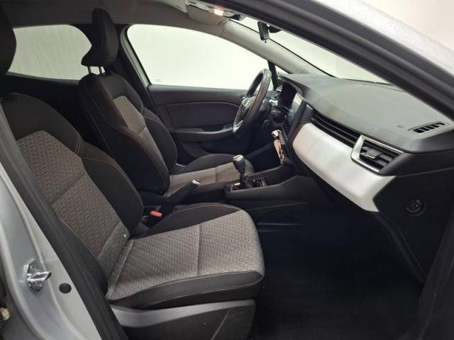 Renault Clio image 6