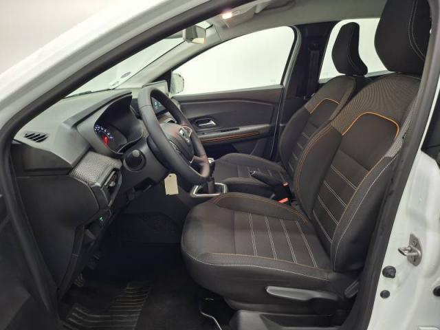 Dacia Sandero image 1