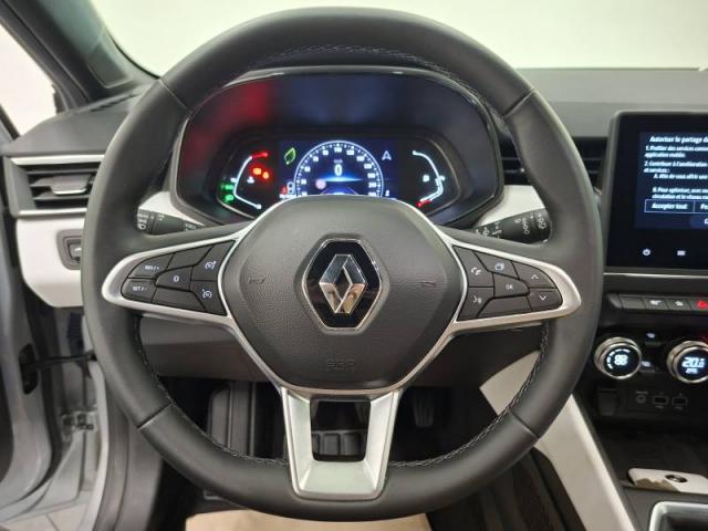 Renault Clio image 2