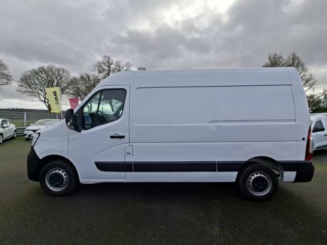 Renault Master image 1