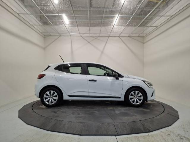 Renault Clio image 8