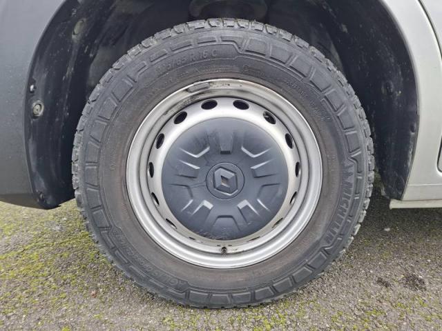 Renault Master image 4