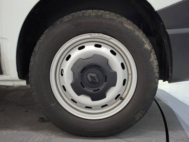 Renault Trafic image 9