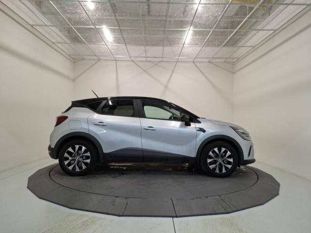 Renault Captur image 1