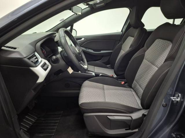 Renault Clio image 9