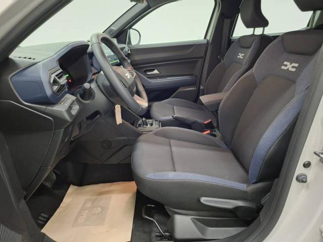 Dacia Duster image 1