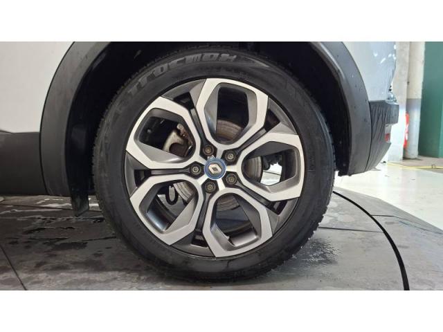 Renault Captur image 1