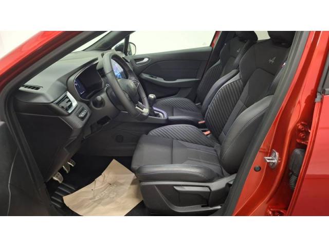 Renault Clio image 8