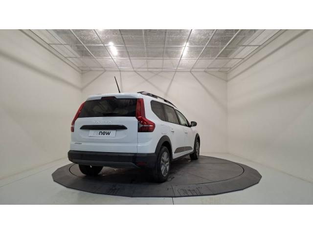 Dacia Jogger image 1