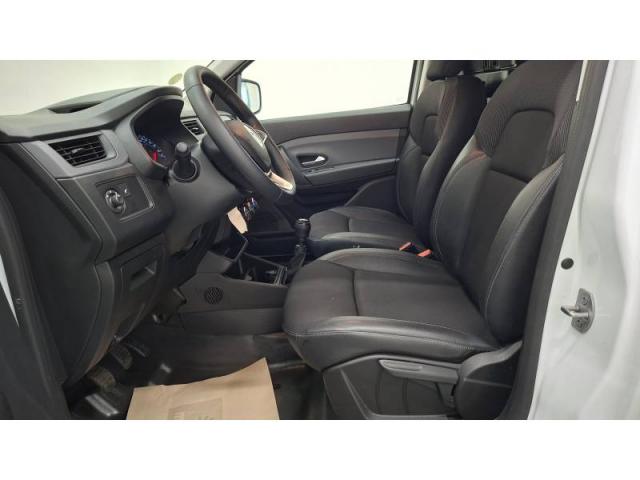 Renault Express image 8