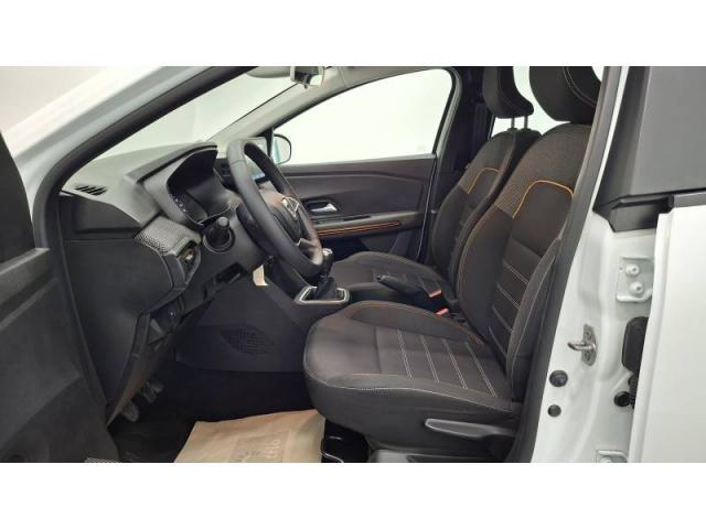 Dacia Sandero image 8