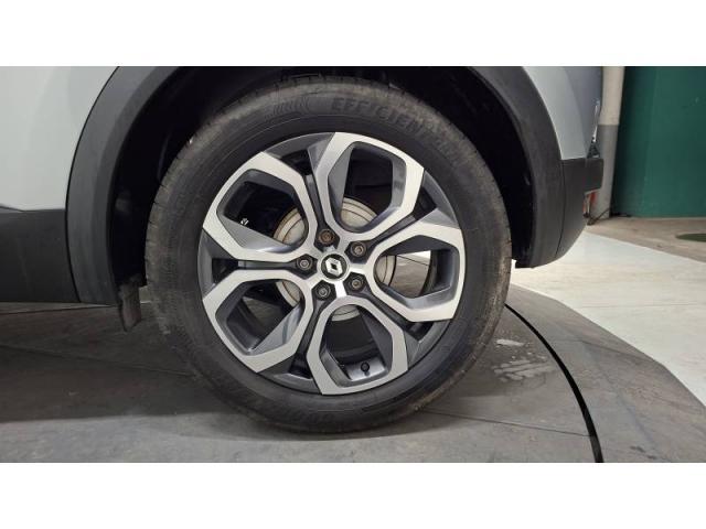 Renault Captur image 9