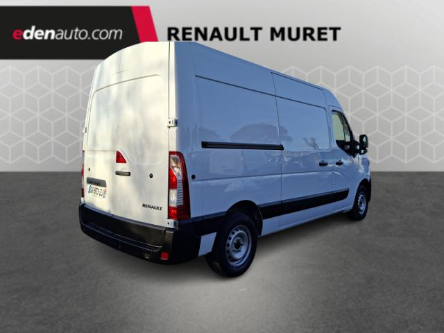 Renault Master image 2