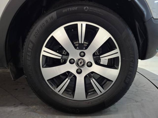 Renault Captur image 2