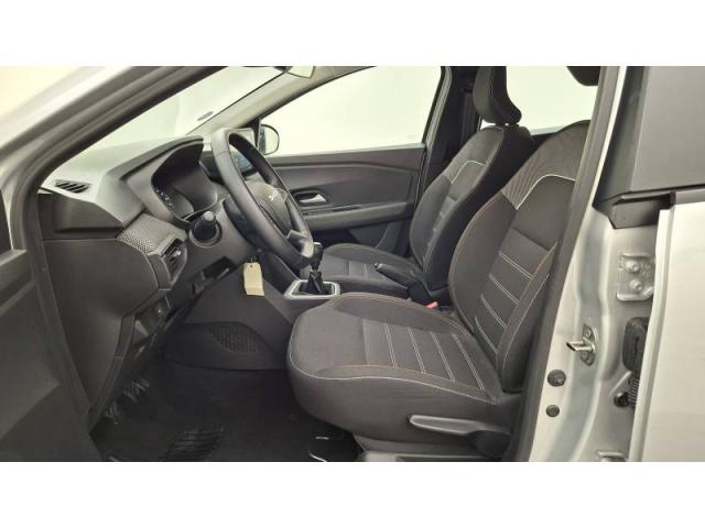 Dacia Sandero image 2