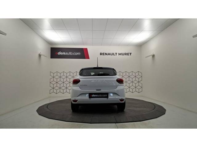 Dacia Sandero image 8