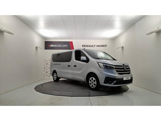 Renault Trafic image 2