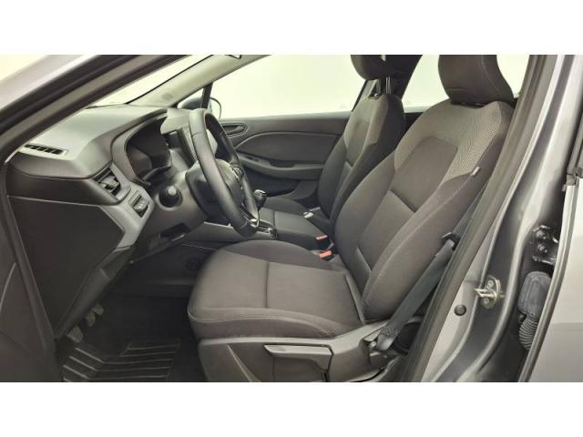Renault Clio image 9