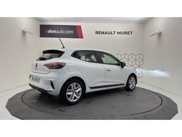 Renault Clio image 9