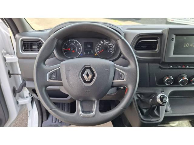 Renault Master image 9