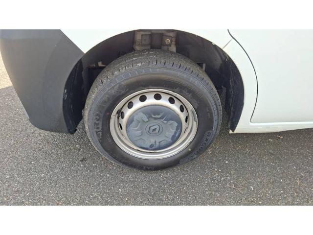 Renault Master image 2