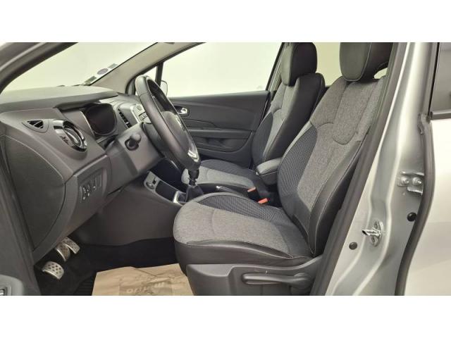 Renault Captur image 2