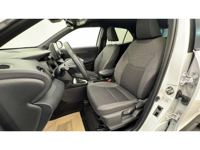 Toyota Yaris image 5