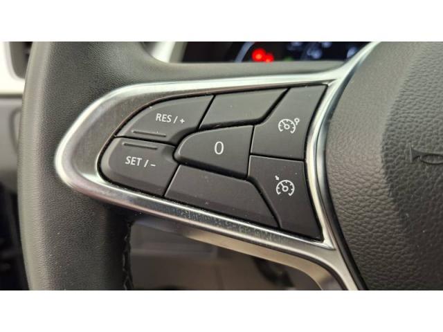 Renault Captur image 9