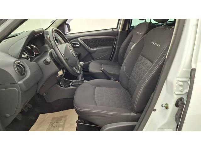 Dacia Duster image 8