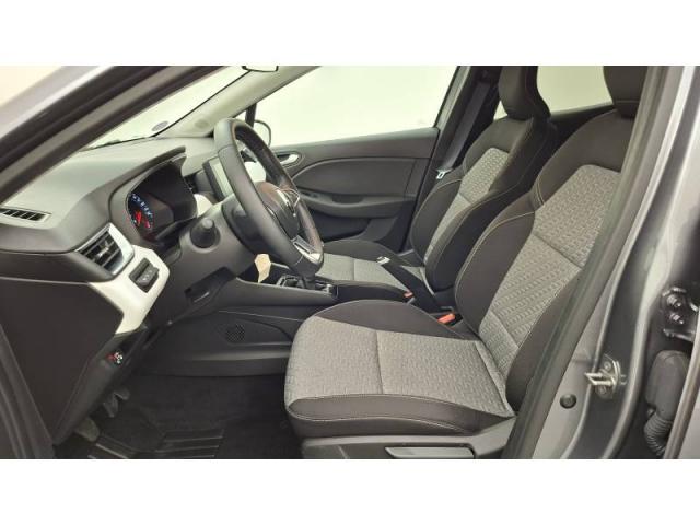 Renault Clio image 8