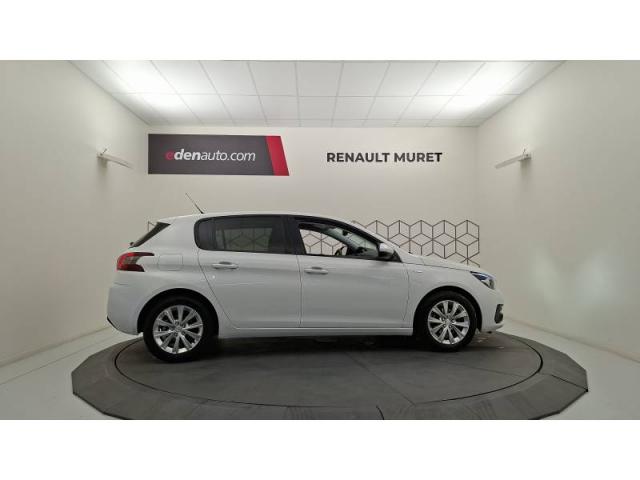 Peugeot 308 image 8