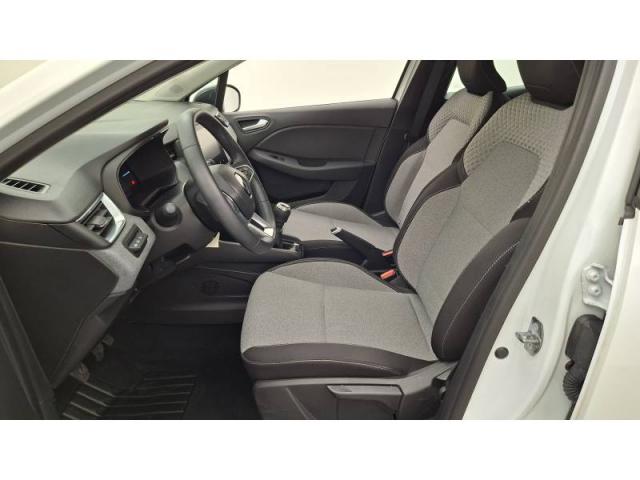 Renault Clio image 9