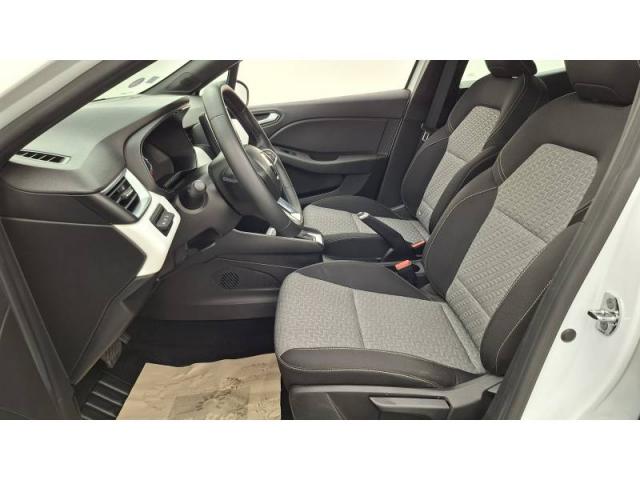 Renault Clio image 9