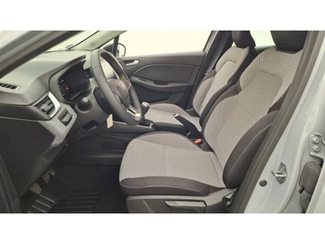 Renault Clio image 2