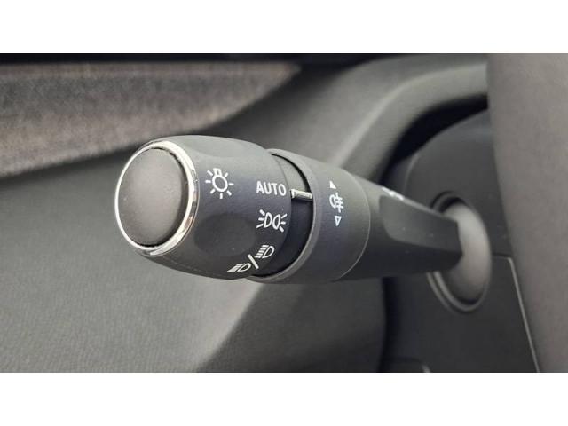 Peugeot 308 image 6
