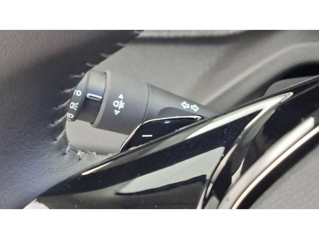 Peugeot 308 image 9