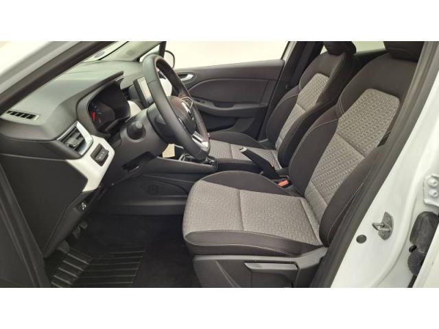 Renault Clio image 6