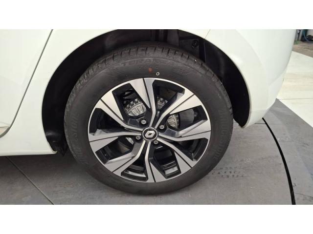 Renault Clio image 9