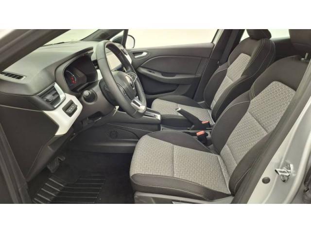 Renault Clio image 6