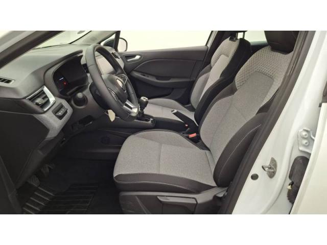 Renault Clio image 9