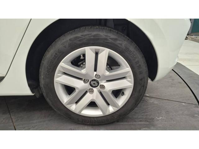 Renault Clio image 8