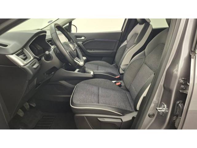 Renault Captur image 9