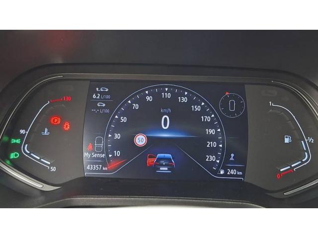 Renault Clio image 6