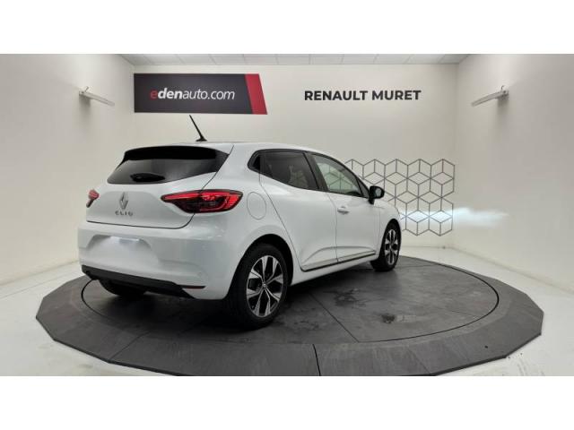 Renault Clio image 9